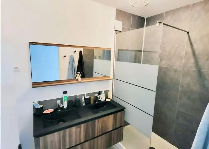 Chambre Privee Dans Appartement Partage - Calme Et Lumineux - Proche Bordeaux Cenon -Tram A -P8-1 Cenon